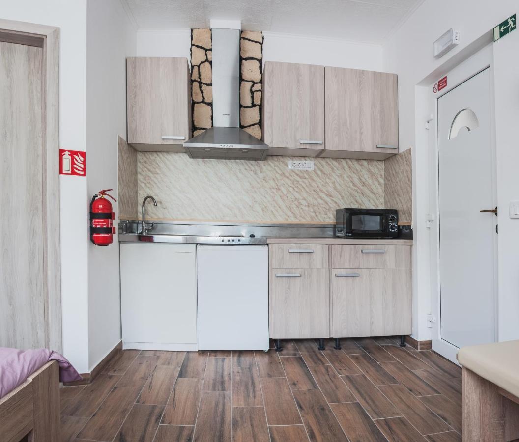 Apartmaji Hrast - Podbela Exterior foto
